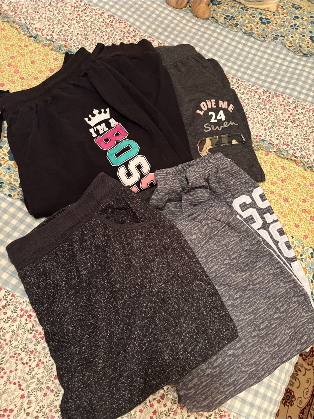 Lot of 4 Bobbie Brooks Assorted Gray & Black Capri-pant Jogger Bundle